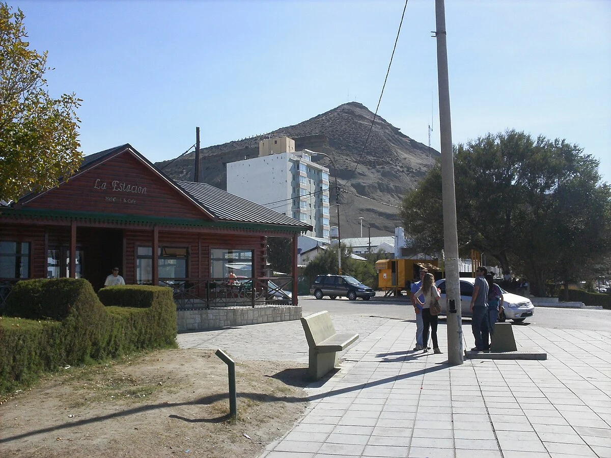 Der Hauptplatz von Comodoro Rivadavia