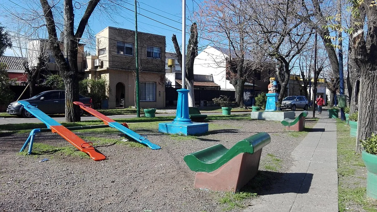 Kleiner Platz zu Ehren der Mütter in Ituzaingó