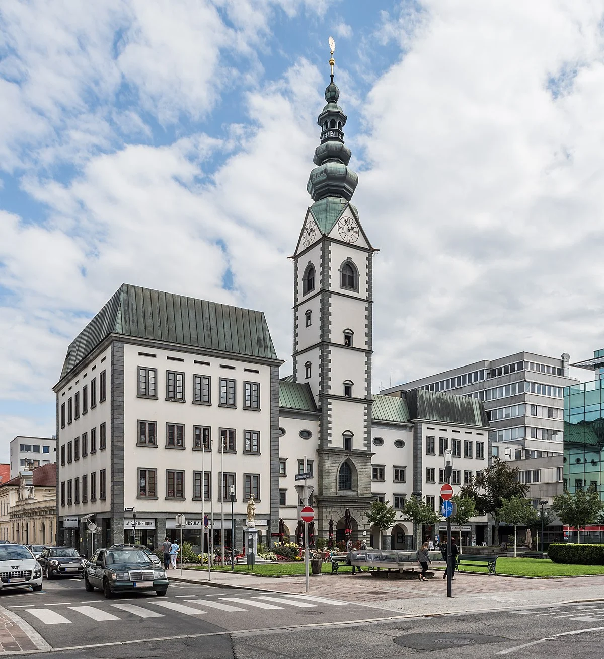 Stadtpfarrkirche hll.