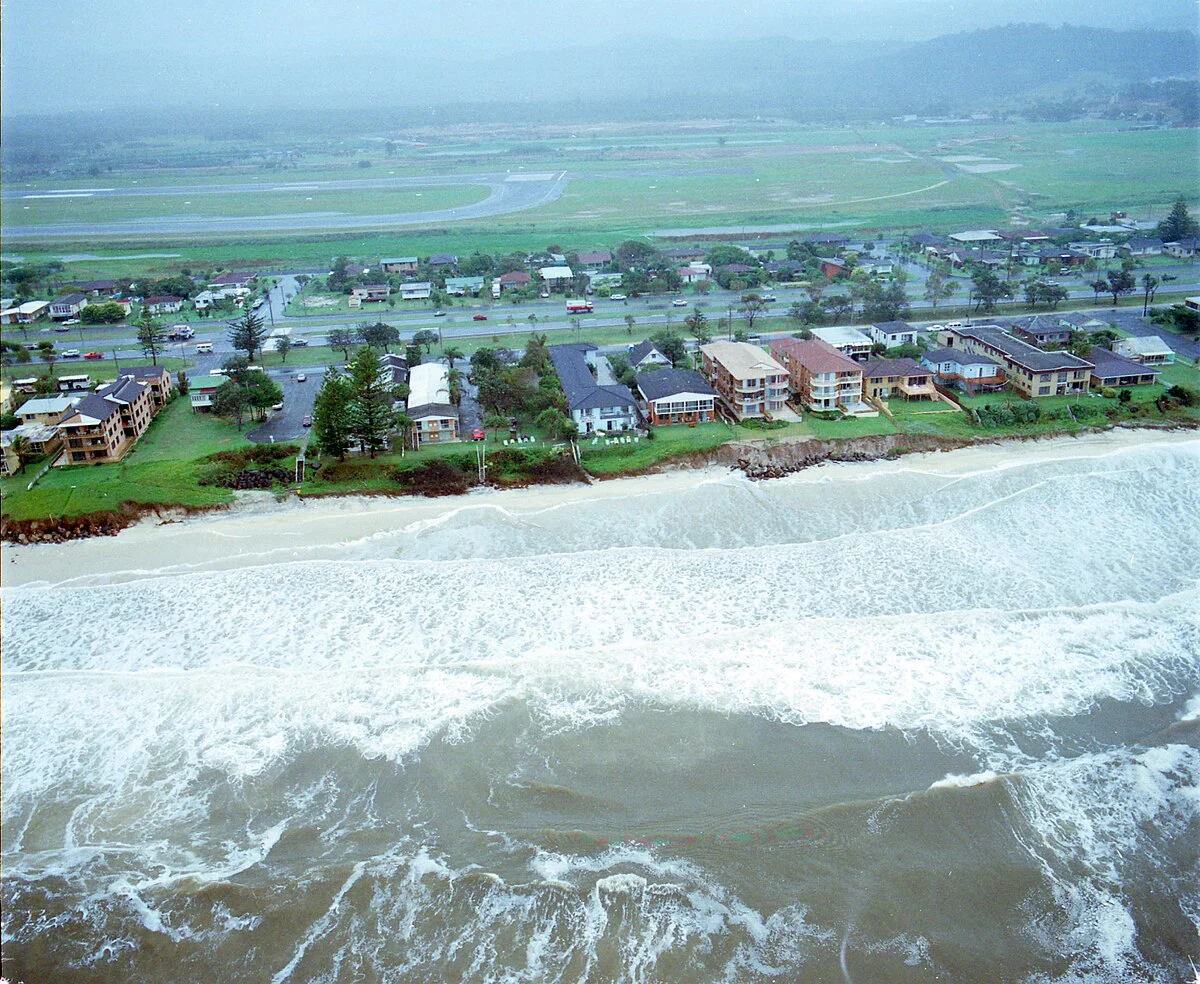 Gold Coast mit dem Flughafen im Hintergrund