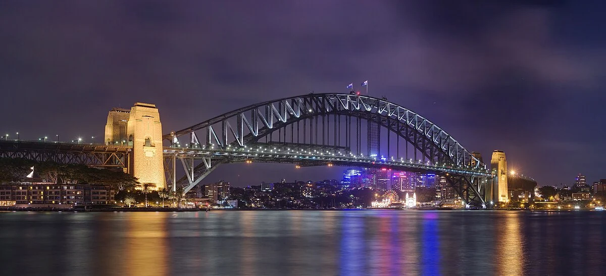 Die Sydney Harbour Bridge vom Circular Quay