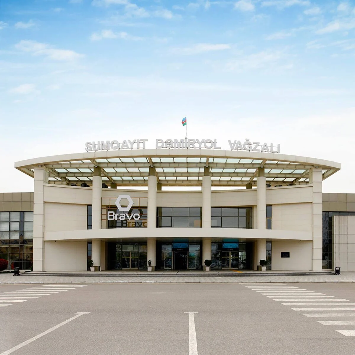 Der Busbahnhof von Sumqayıt