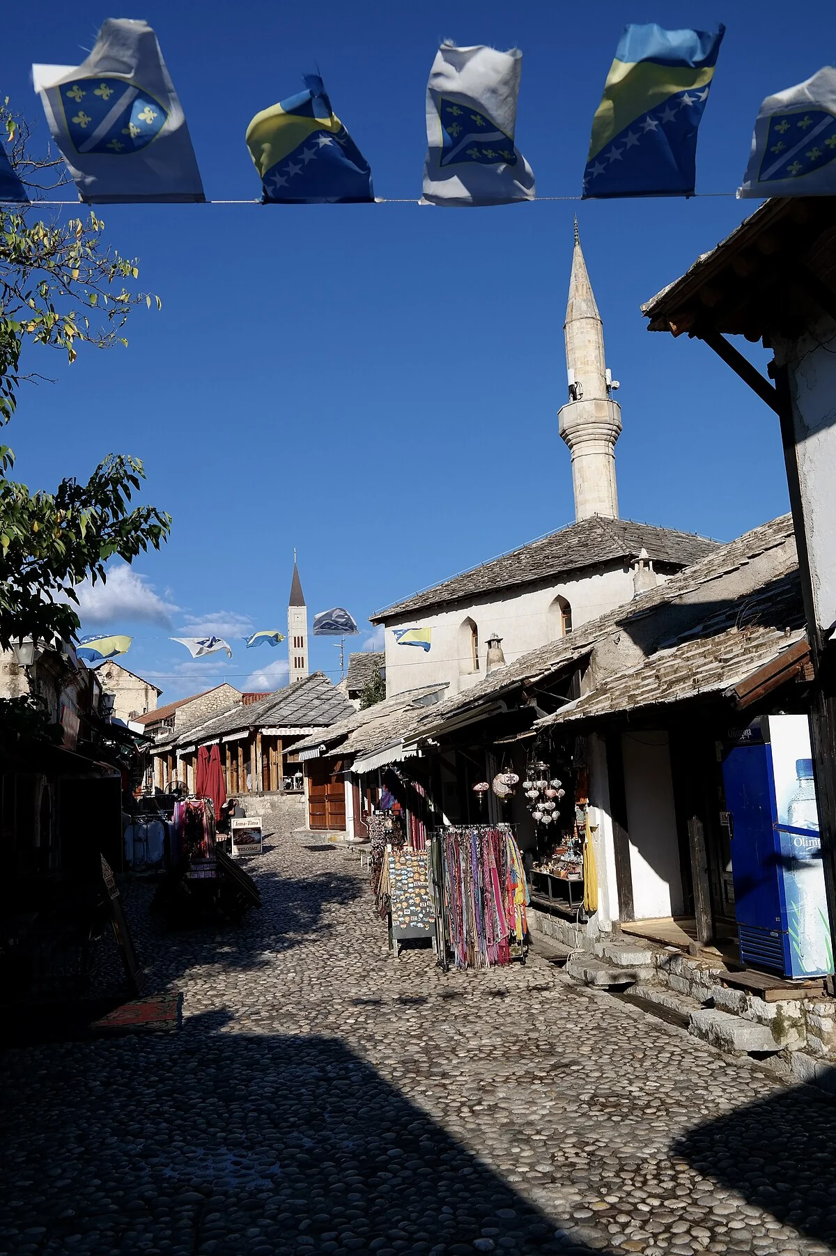 Die Gasse Onešćukova in der Altstadt von Mostar