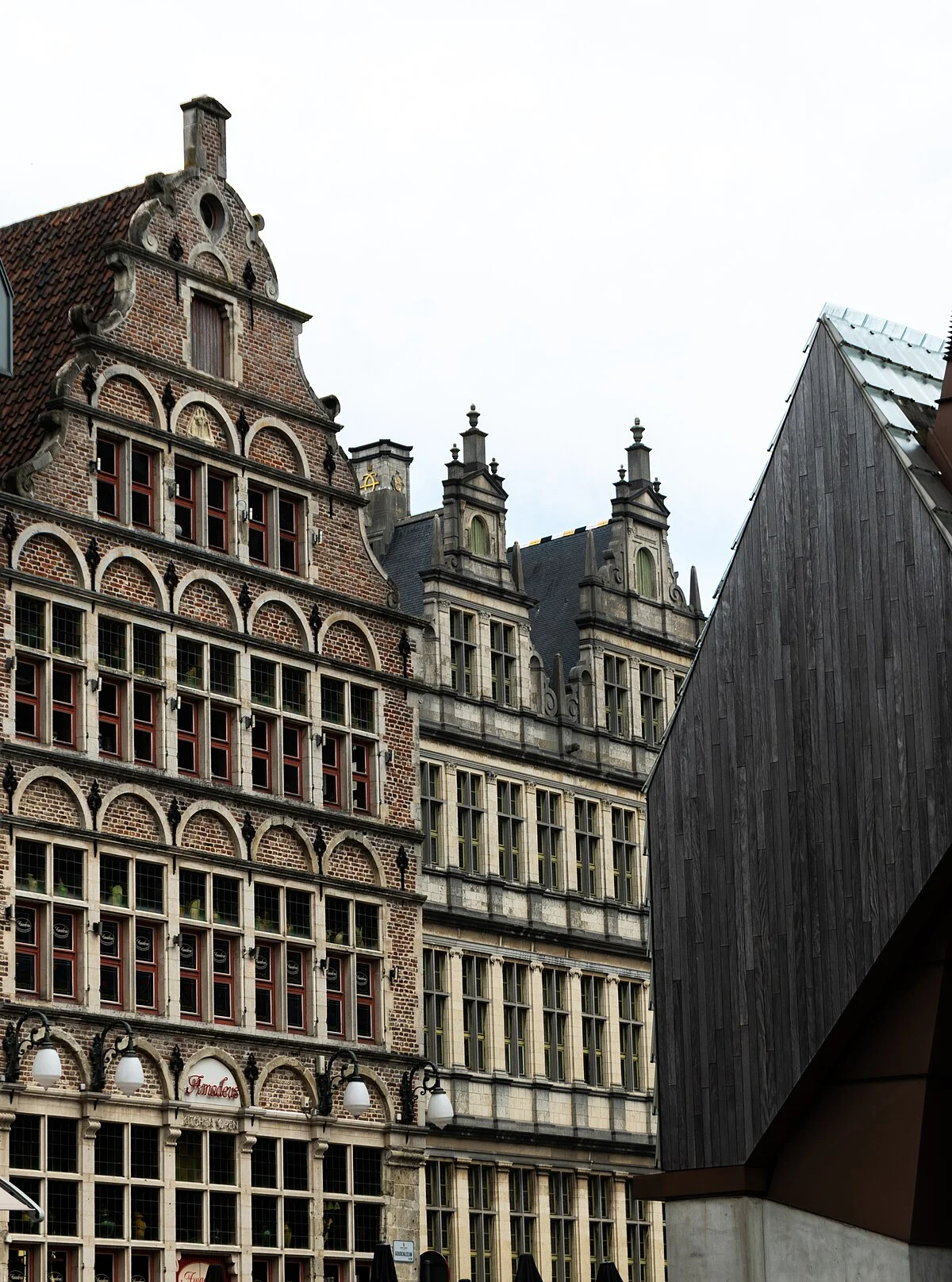 Häuser am Goudenleeuwplein in Gent
