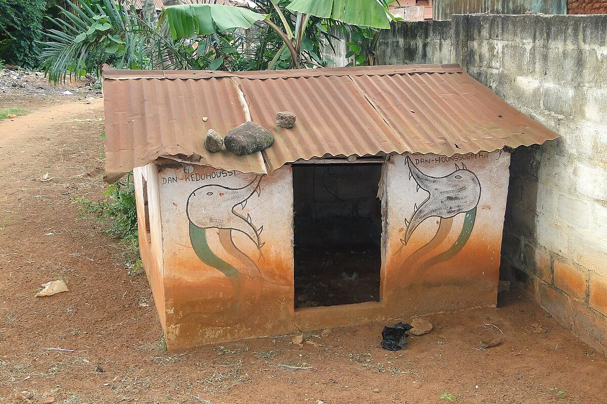 Voodoo-Schrein in Abomey