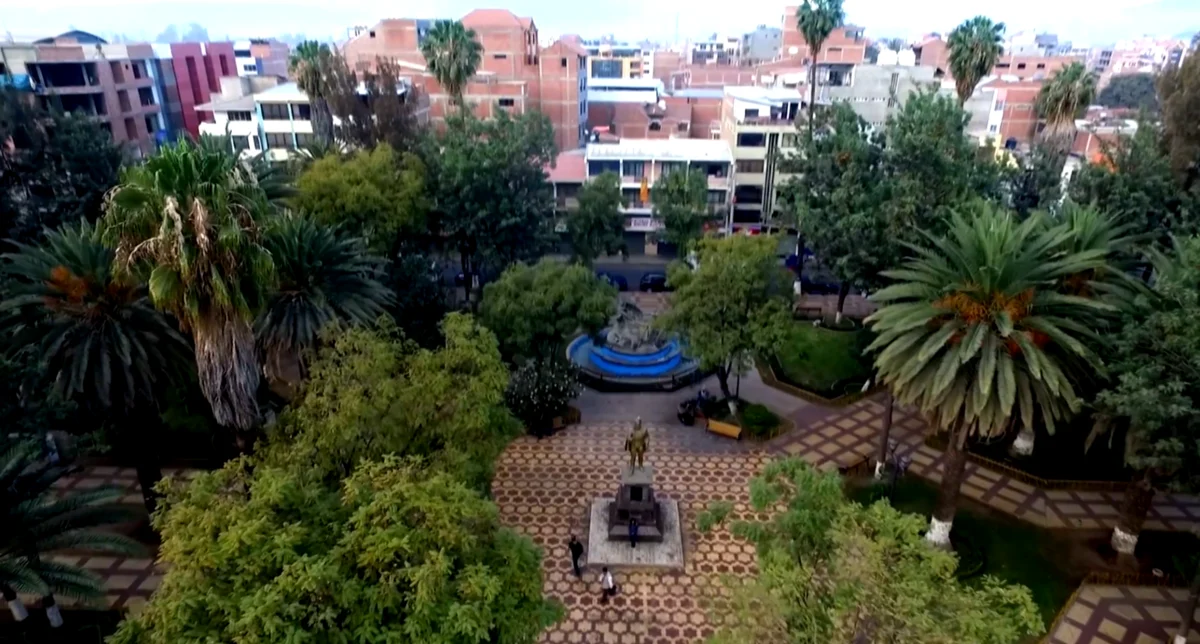 Die Plaza Bolívar im Zentrum von Quillacollo