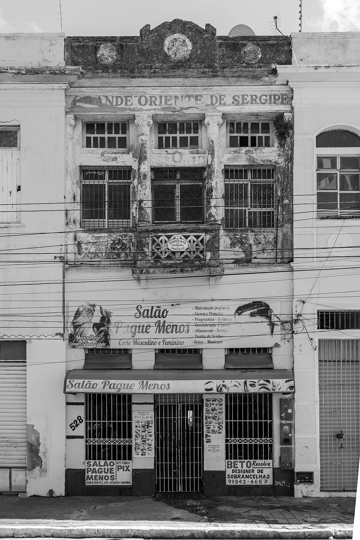 Häuser an der Avenida Otoniel Dória in Aracaju