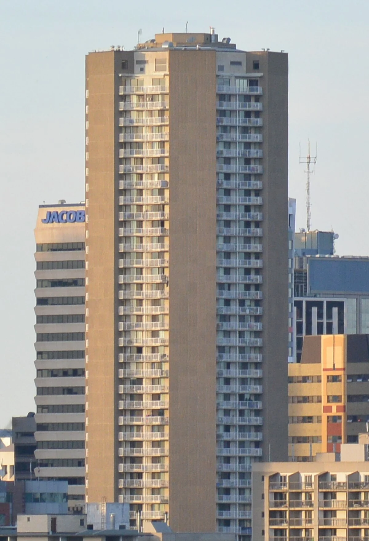 Das Hochhaus Edmonton House