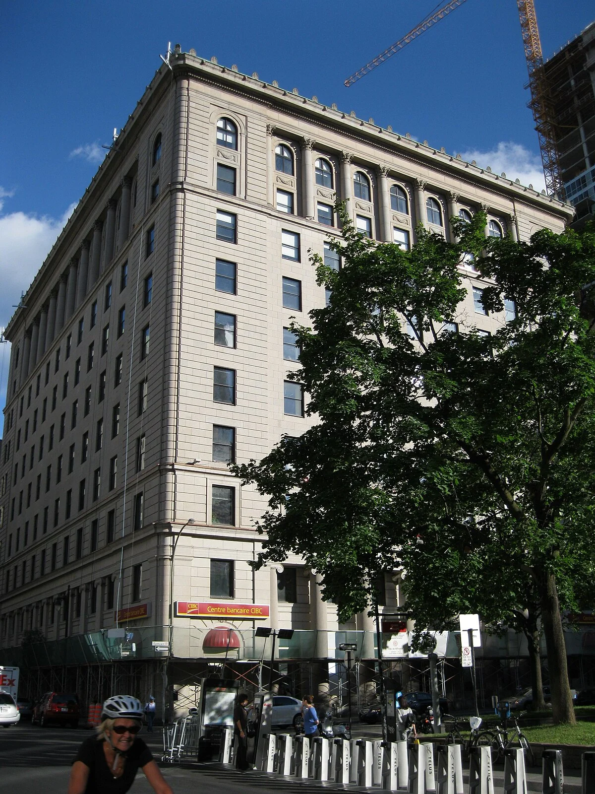 Das Canada Cement Building am Square Phillips in Montreal