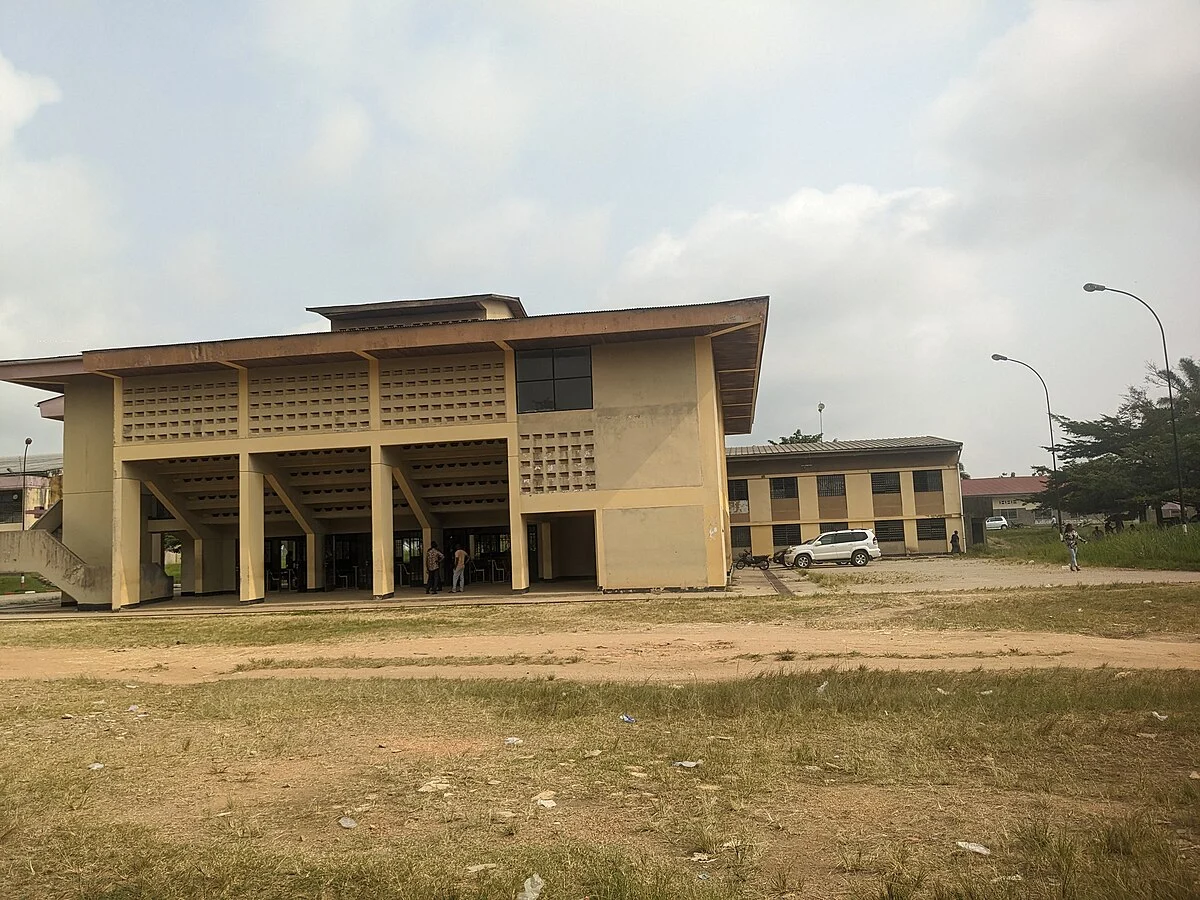 Das Amphitheater von Kisangani