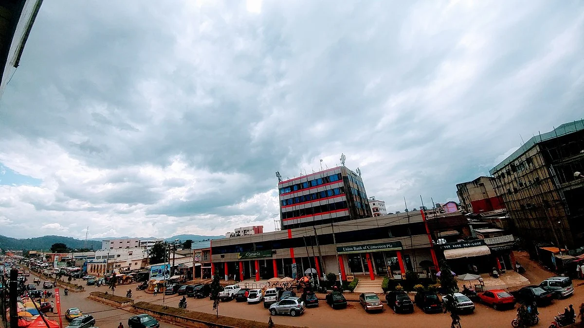 Die Commercial Avenue in Bamenda