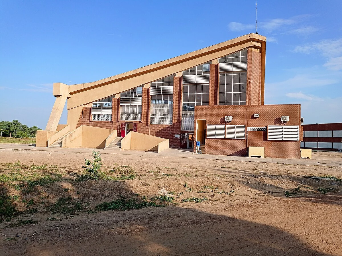 Gebäude auf dem Campus Kongola in Maroua