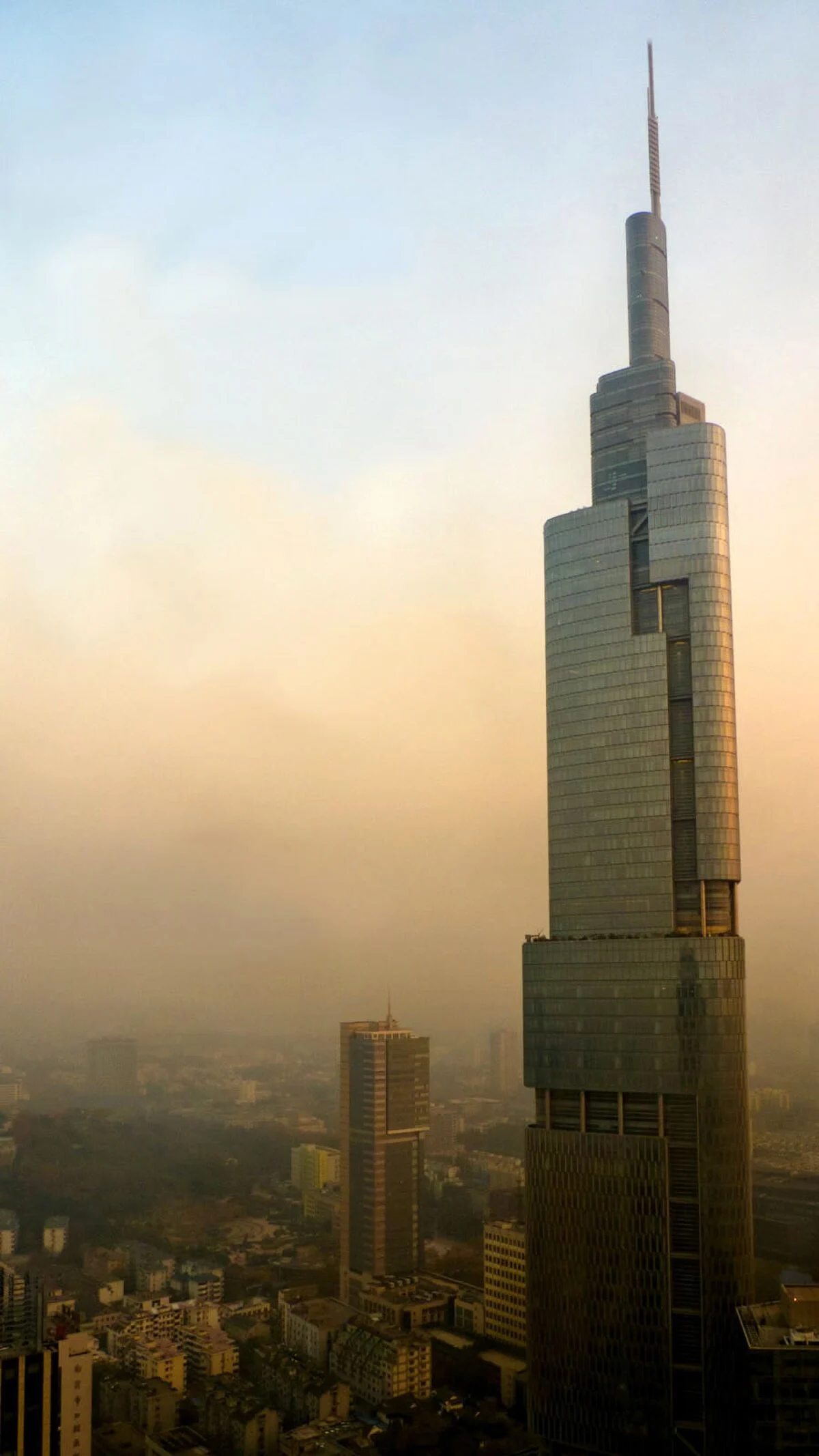 Der Zifeng Tower in Nanjing