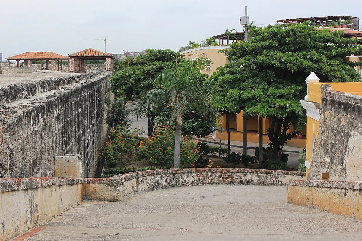 Die alte Stadtmauer von Cartagena