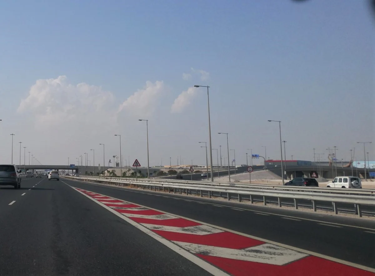 Autobahnkreuz an der Al-Shamal-Schnellstraße bei Umm Salal