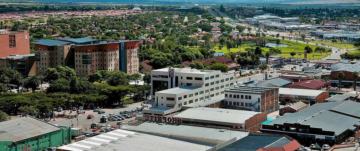 Das Zentrum von Polokwane mit der R101