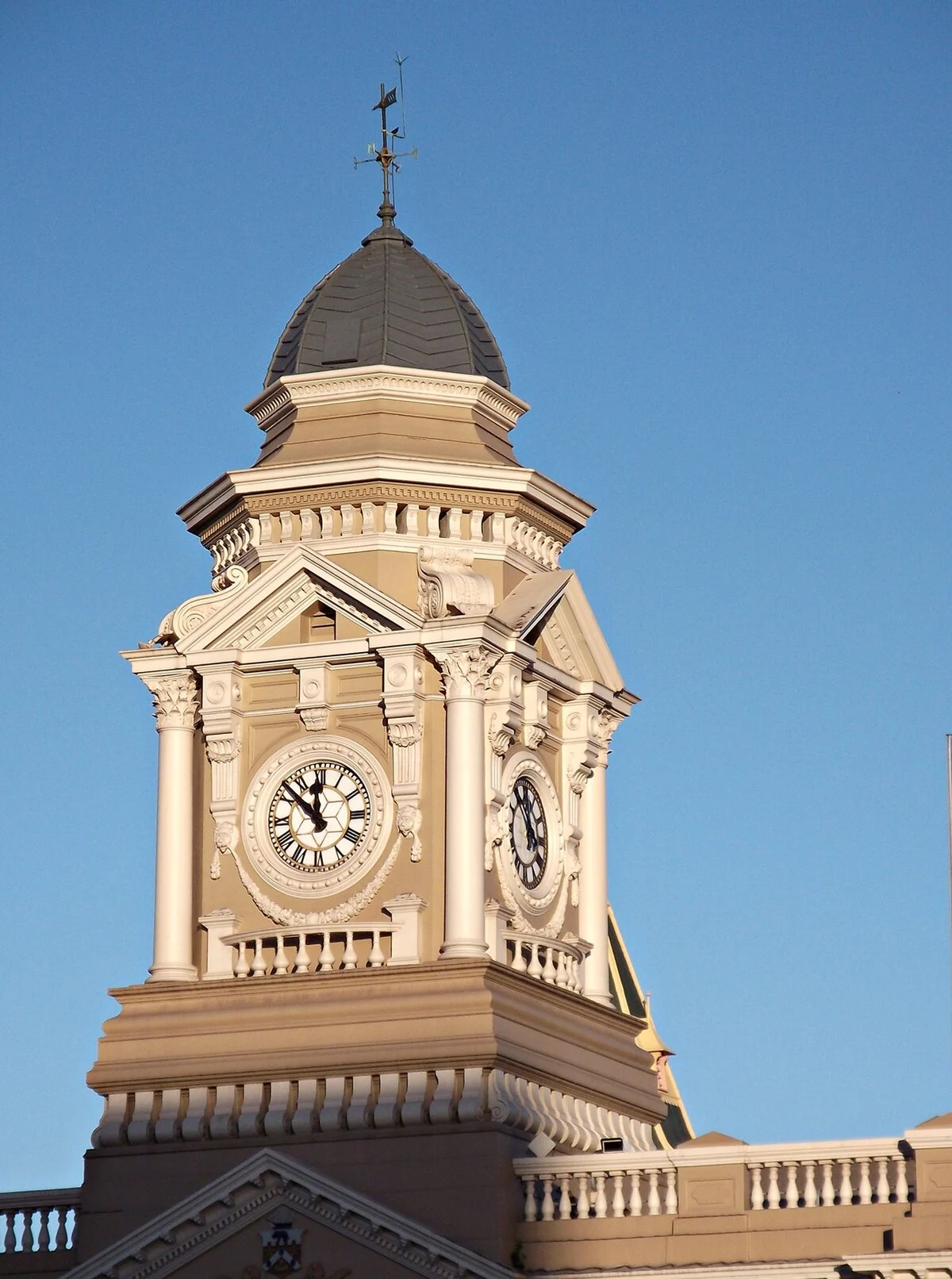 Uhrturm des Rathauses von Gqeberha (Port Elizabeth)