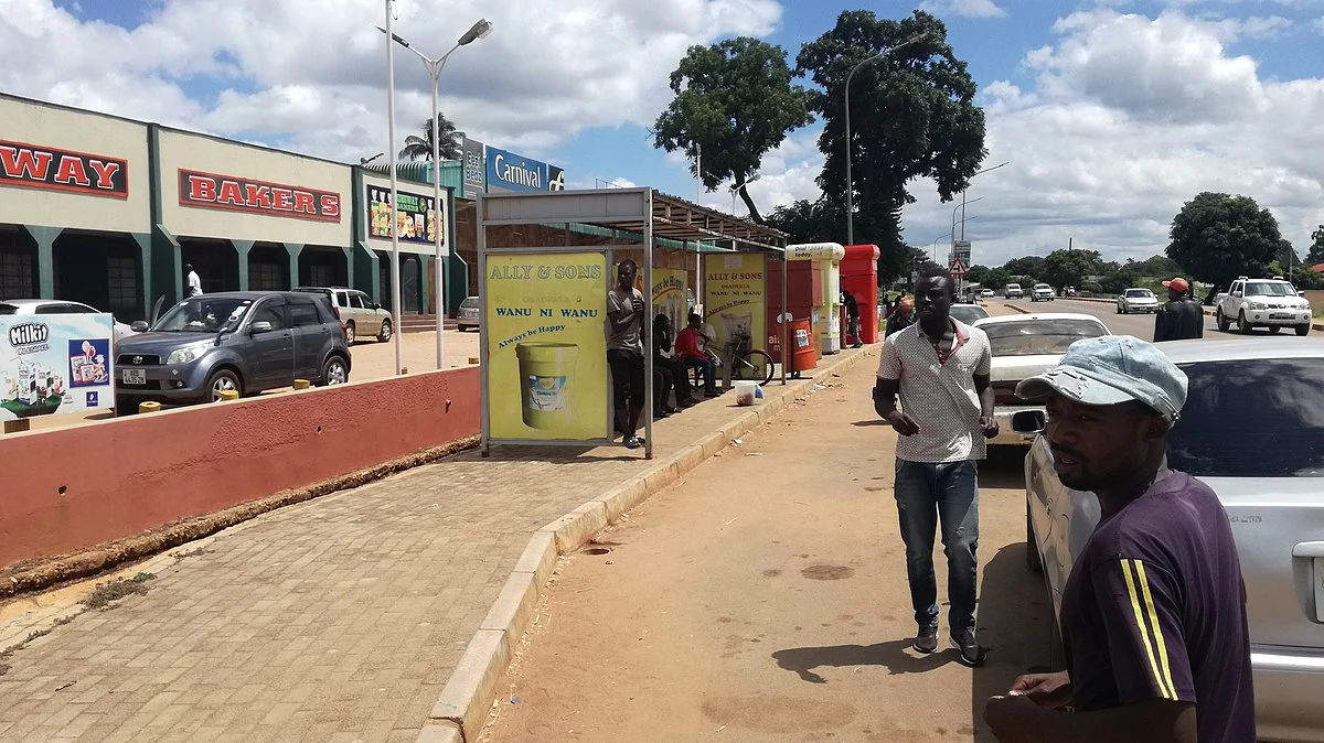 Bus- und Taxihaltestelle in Chipata