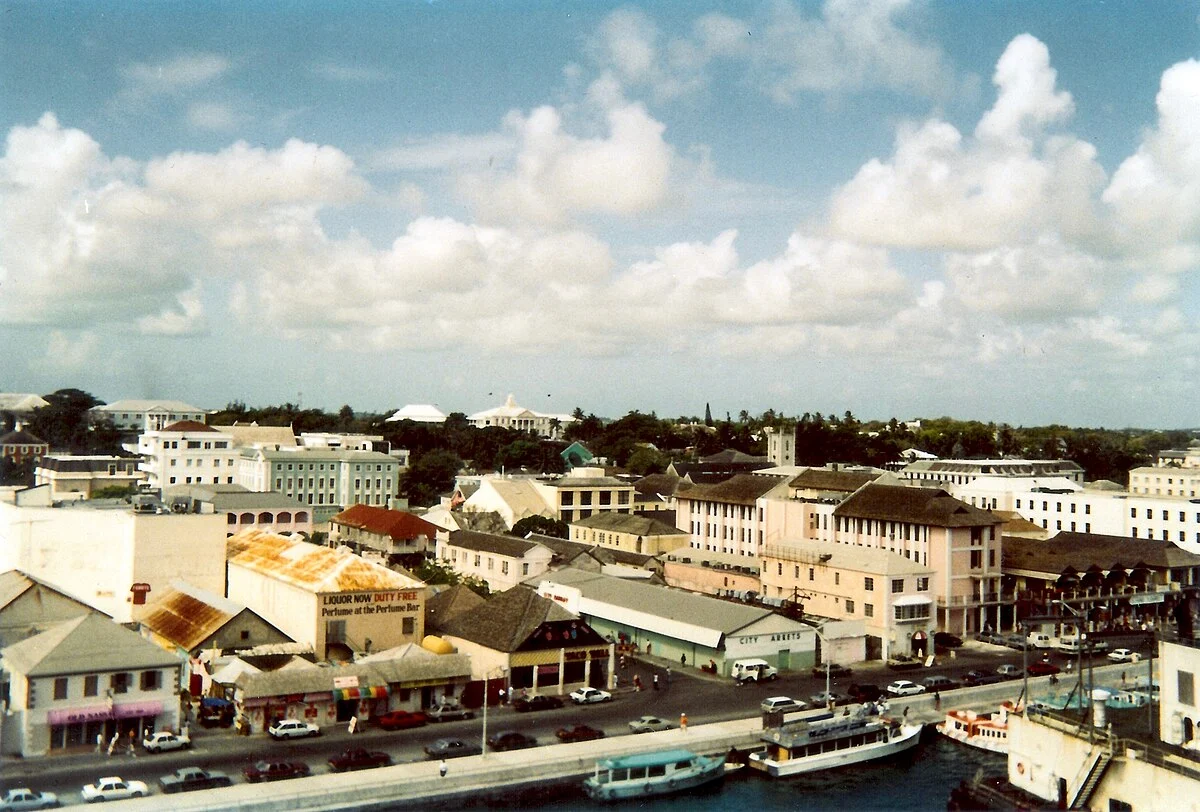 Nassau, gesehen von einem Kreuzfahrtschiff