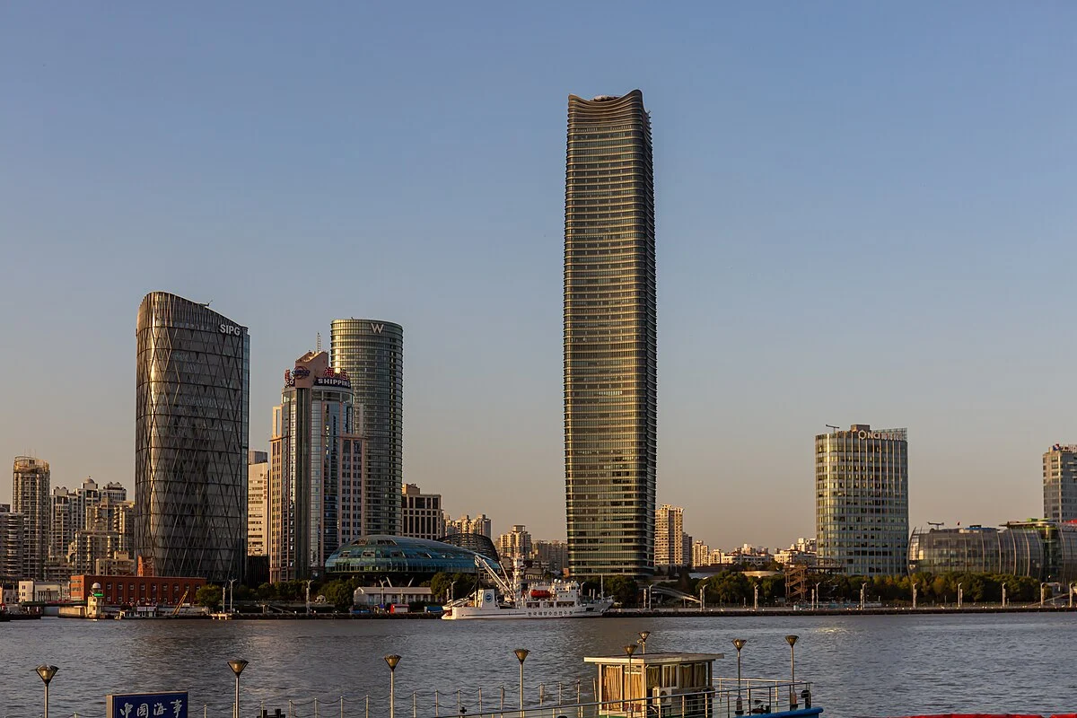 Der Bezirk Hongkou, gesehen über den Huangpu