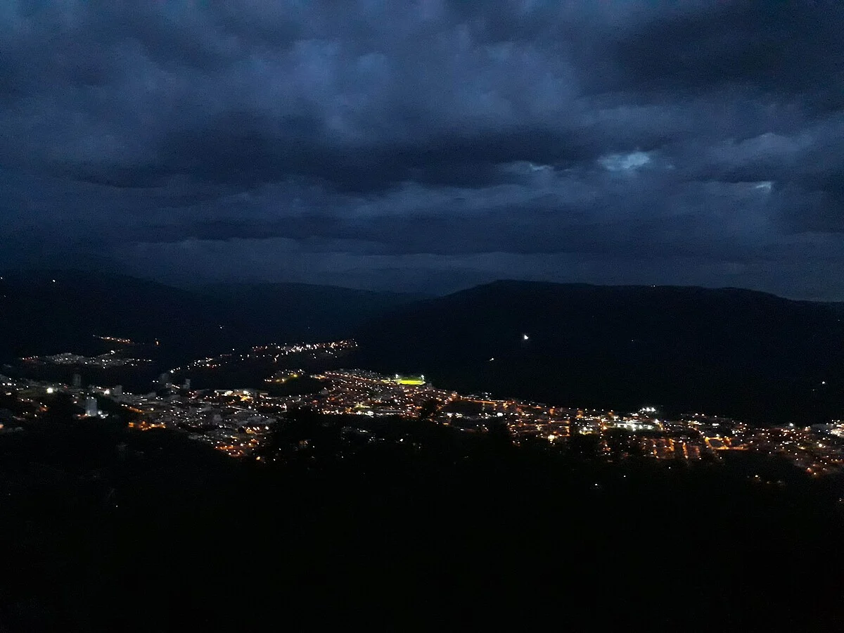 San Gil bei Nacht