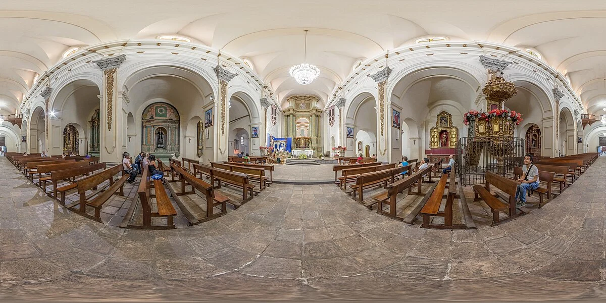 Innenraum der Kirche San Francisco in Popayán