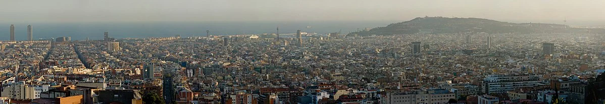 Blick vom Park Güell über Barcelona