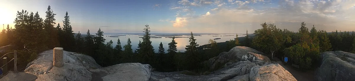 Der See Pielinen im Koli-Nationalpark