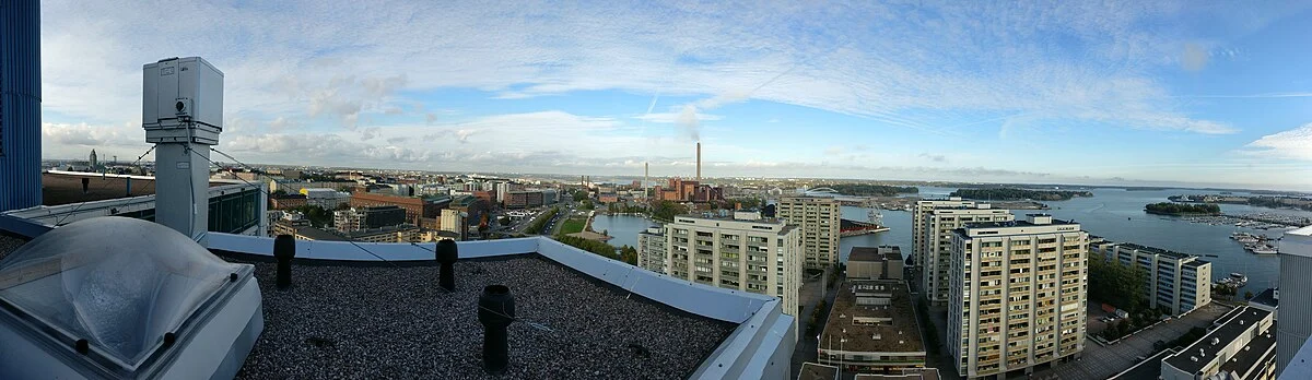 Merihaka in Helsinki von einer Dachterrasse