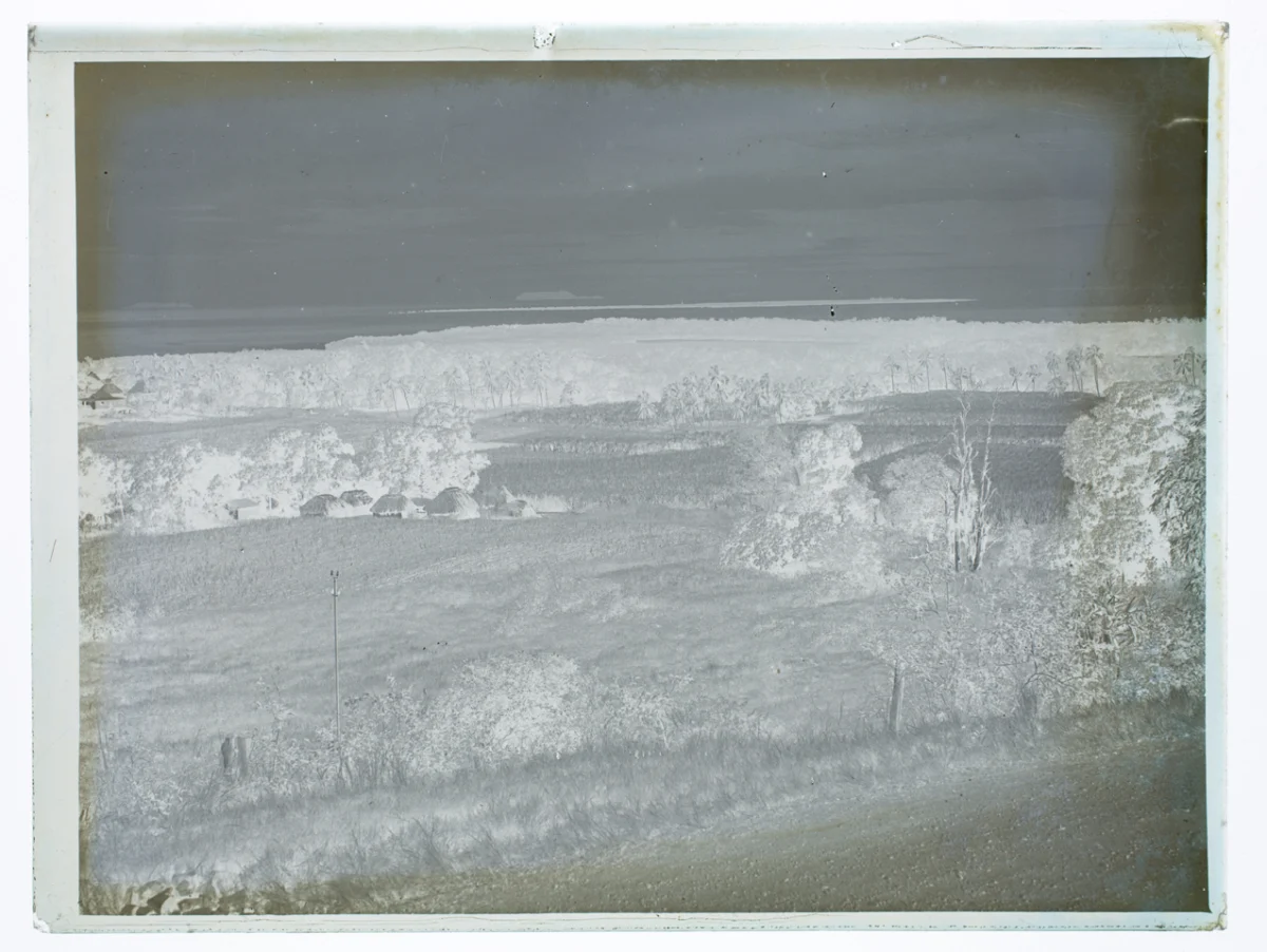 Landschaft mit Bure-Hütten und Zuckerrohrfeldern
