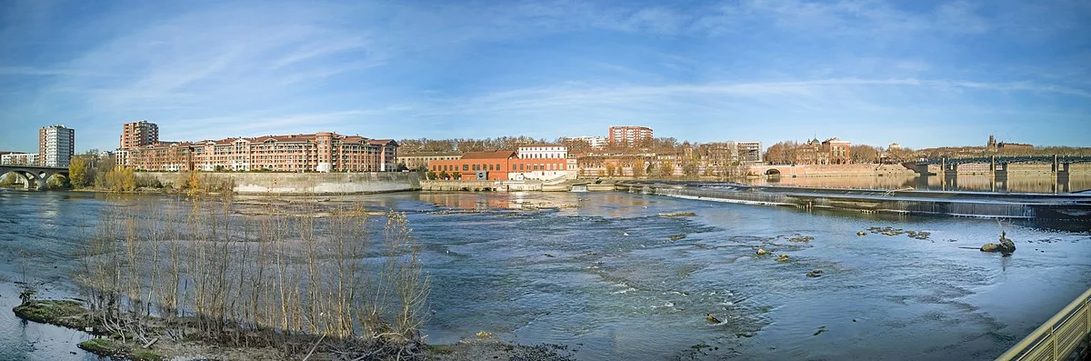 Das rechte Garonne-Ufer am Bazacle in Toulouse