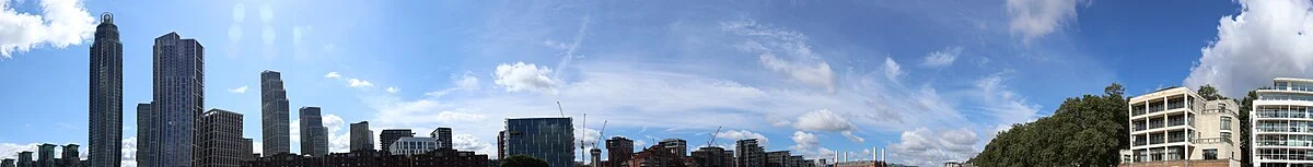 Blick von der Themse auf London