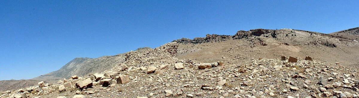 Ruinen des sassanidischen Turms von Paikuli
