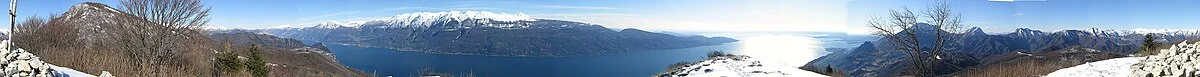 Rundblick von der Cima Comer bei Gargnano
