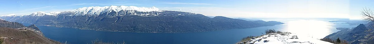 Der Gardasee, gesehen von der Cima Comer