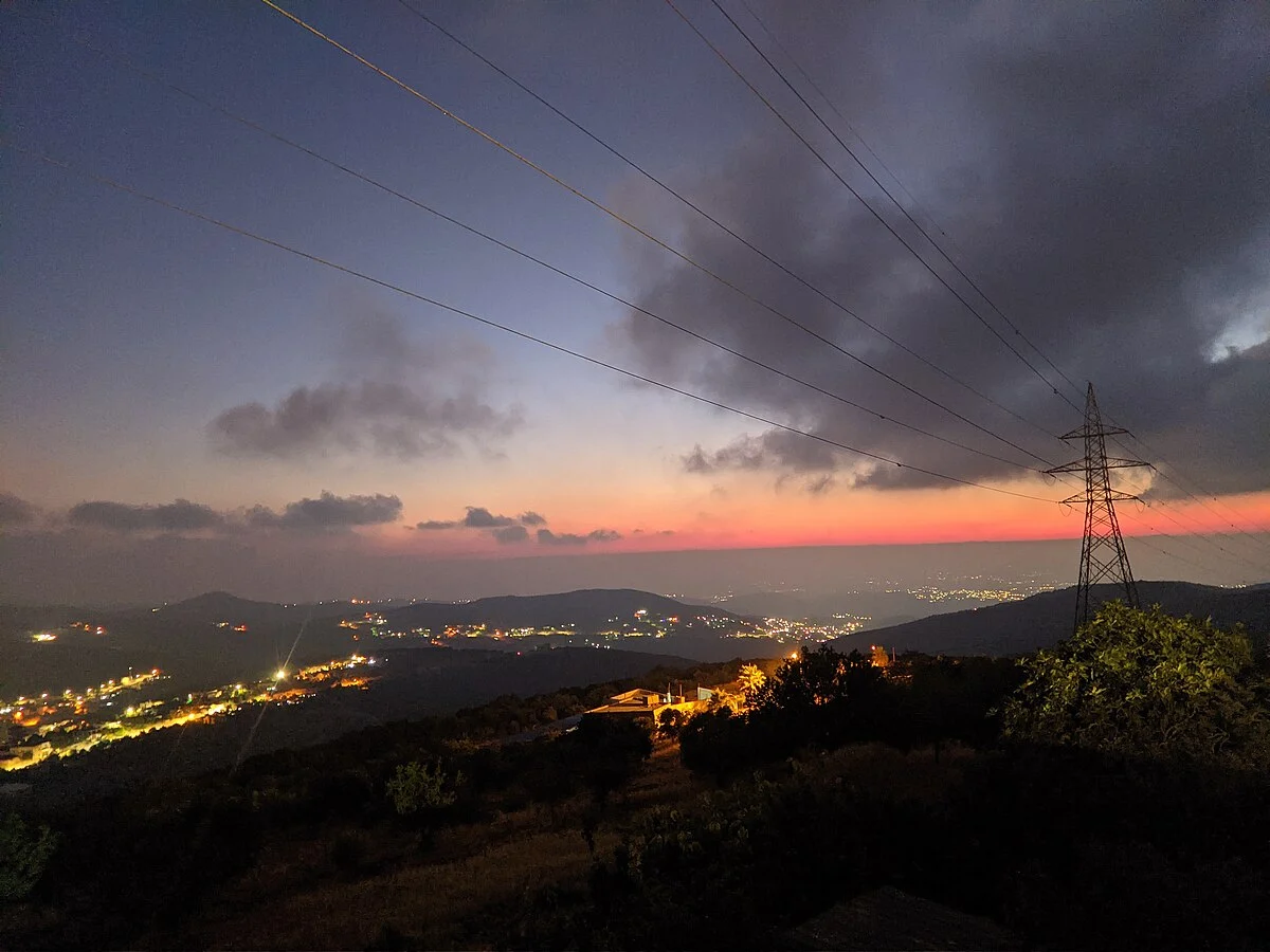 Sonnenuntergang über Adschlun