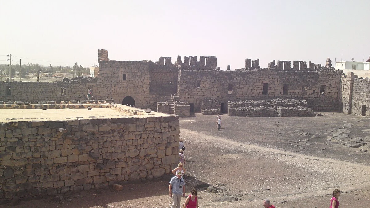 Innenhof der Burg Qasr al-Azraq