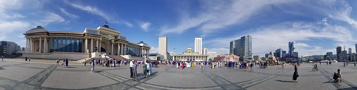 Der Süchbaatar-Platz in Ulaanbaatar