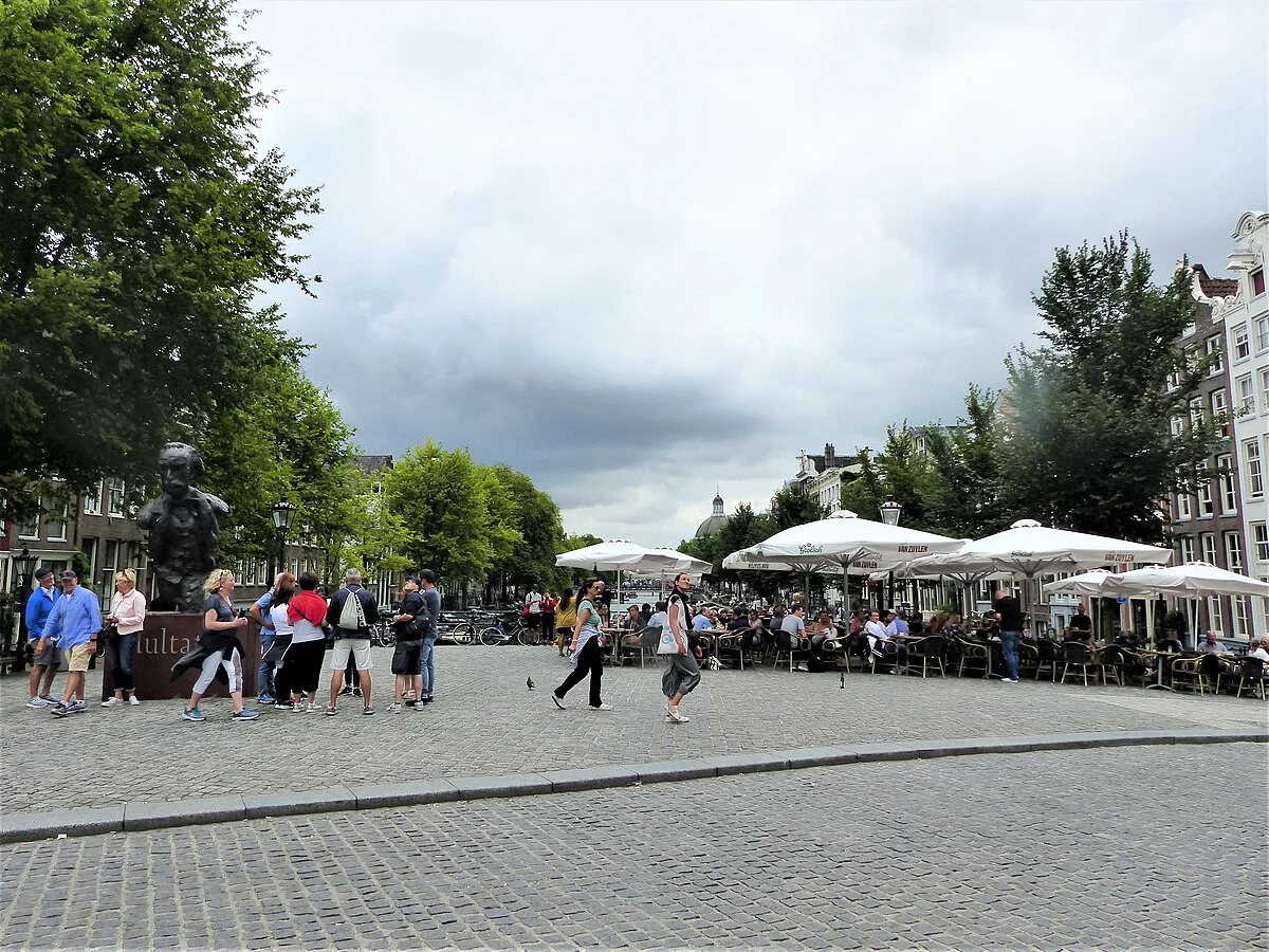 Die Gracht Singel in Amsterdam