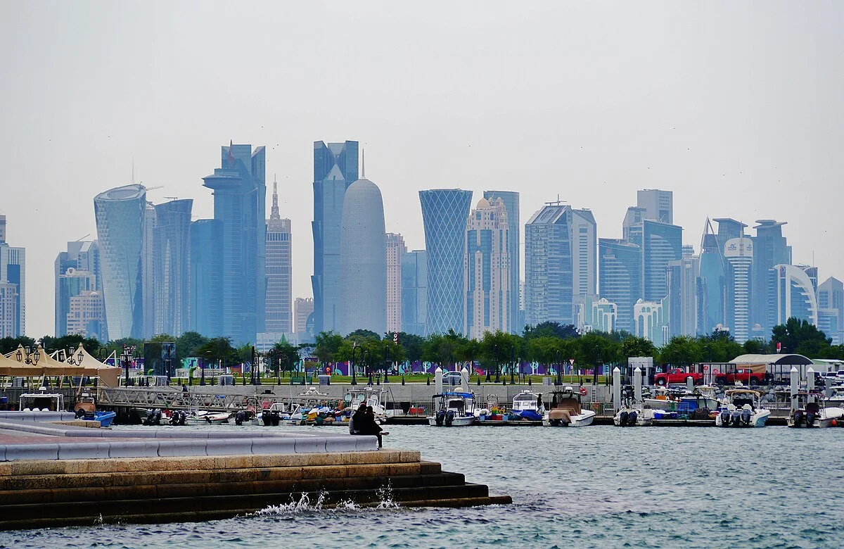 Blick von der Corniche auf die Skyline, Doha, Katar