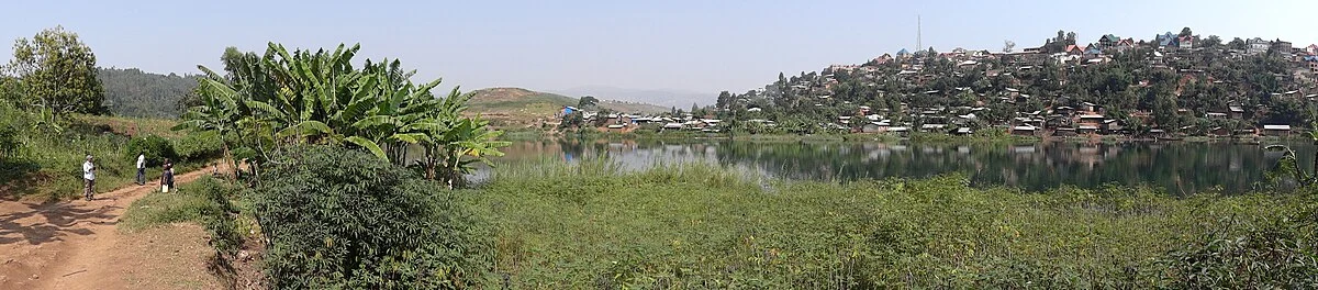 Ufer des Kiwusees bei Cyangugu