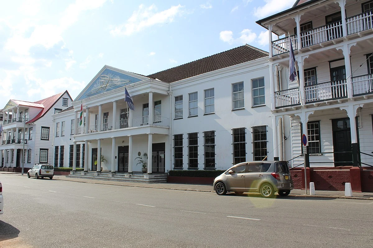 Die Zentralbank von Suriname in Paramaribo