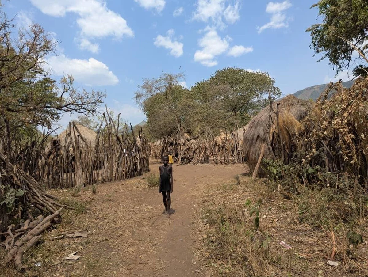 Dorf in Boma, Pibor County