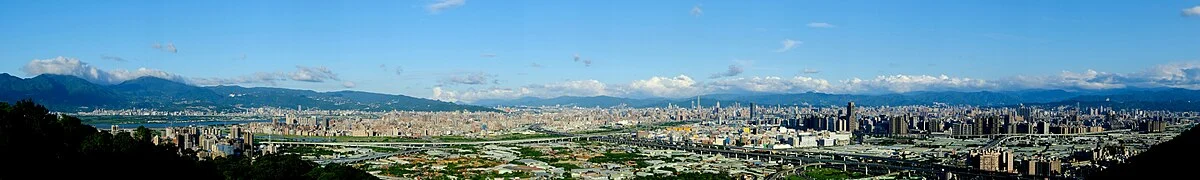Blick vom Wugu-Chaozong-Park bei Taipeh