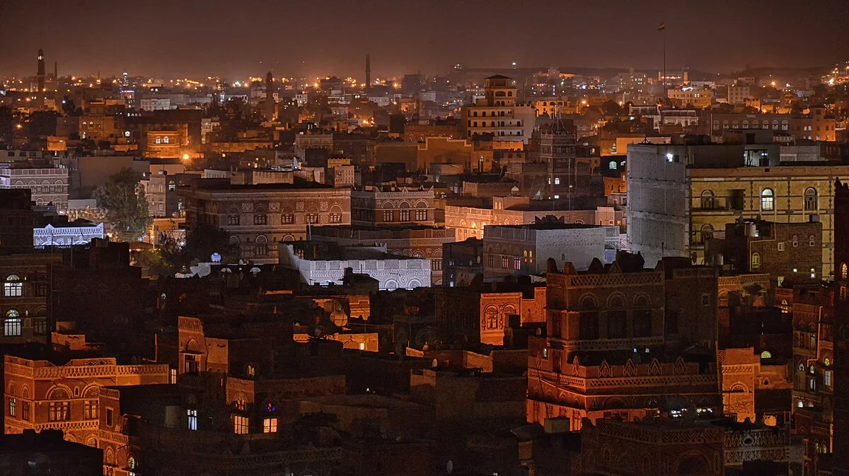 Sanaa bei Nacht